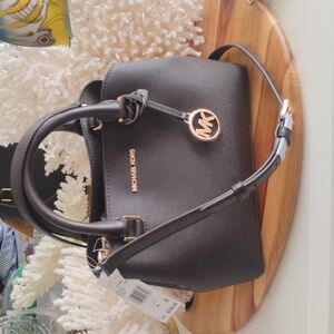 Michael Kors 🔥NWT🔥 Savannah Chocolate Brown Leather Handbag/Crossbody